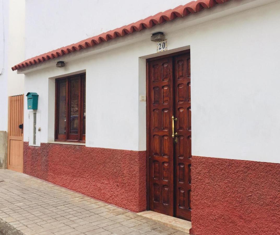 Casa Rosalia. Apartamento Con Vistas A La Montana Teror Bagian luar foto