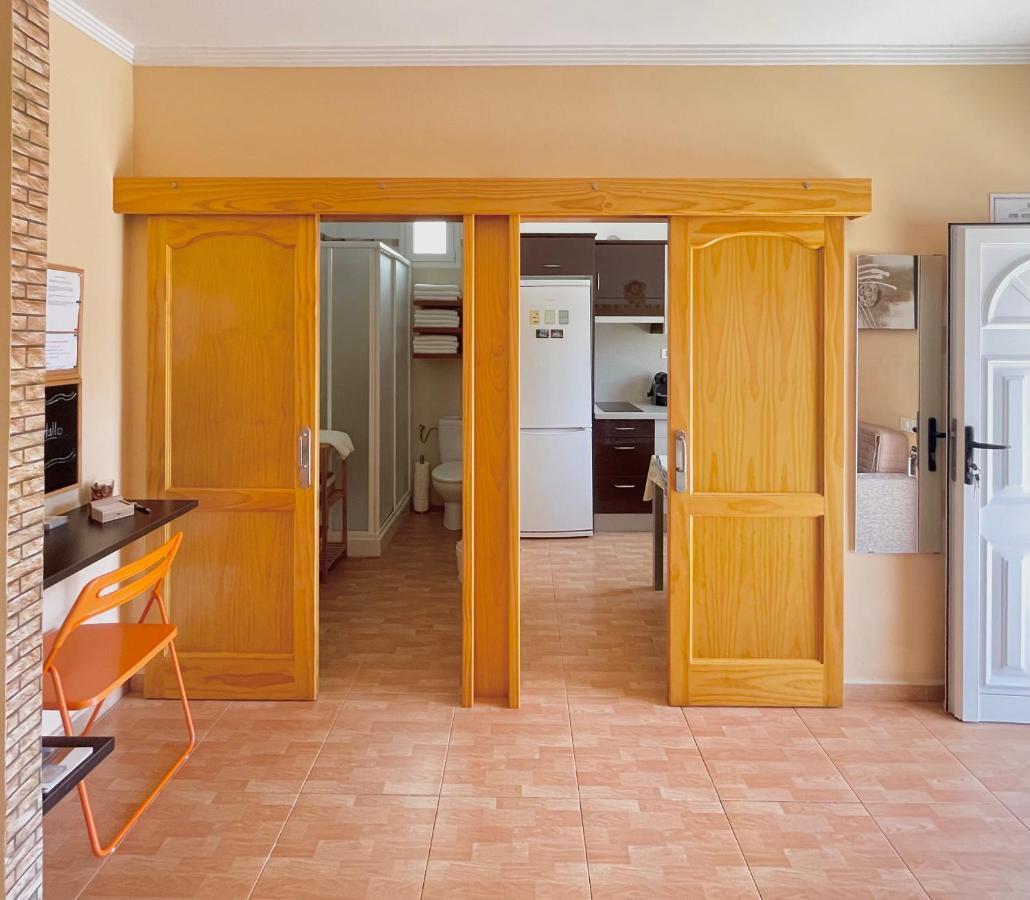 Casa Rosalia. Apartamento Con Vistas A La Montana Teror Bagian luar foto